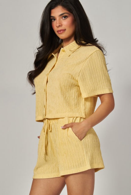 Conjunto Blusa y Short Textura Acanalada Amarillo