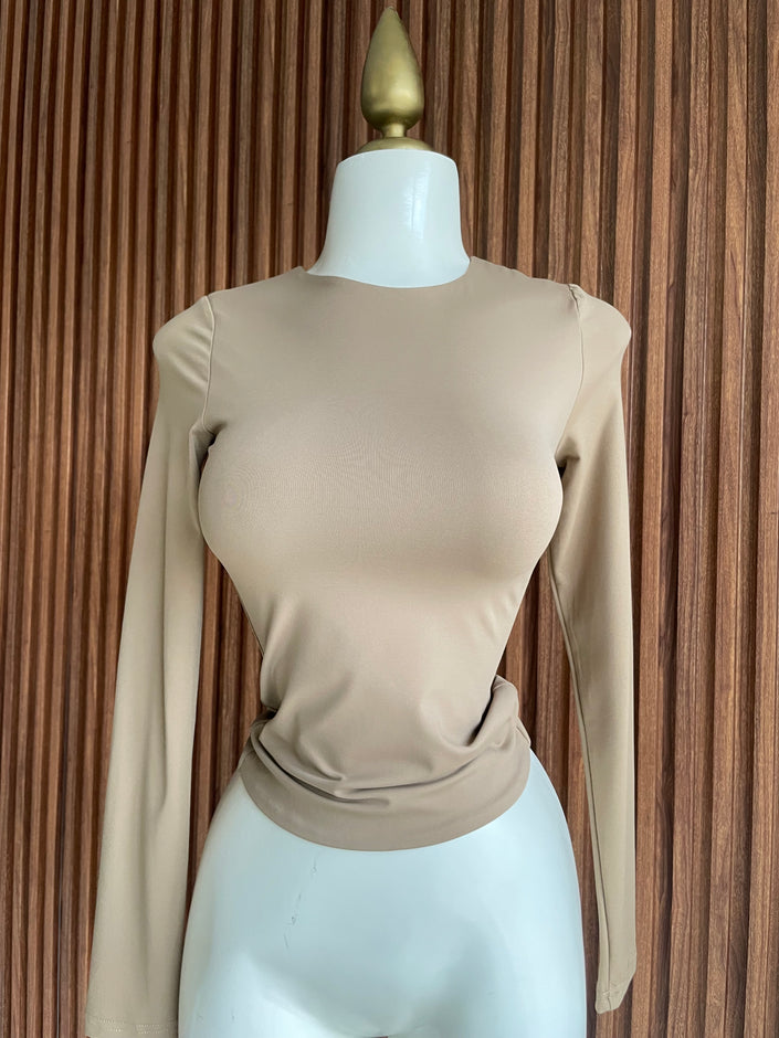 Blusa basica manga larga beige Jash Online