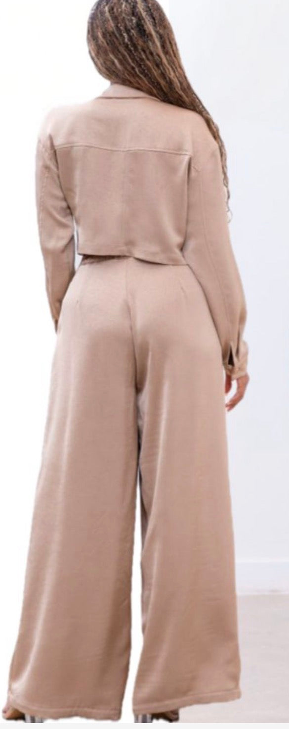 Conjunto Saco Corto y Pantalón Beige