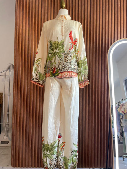 Conjunto Blusa y Pantalón Estampado Tropical