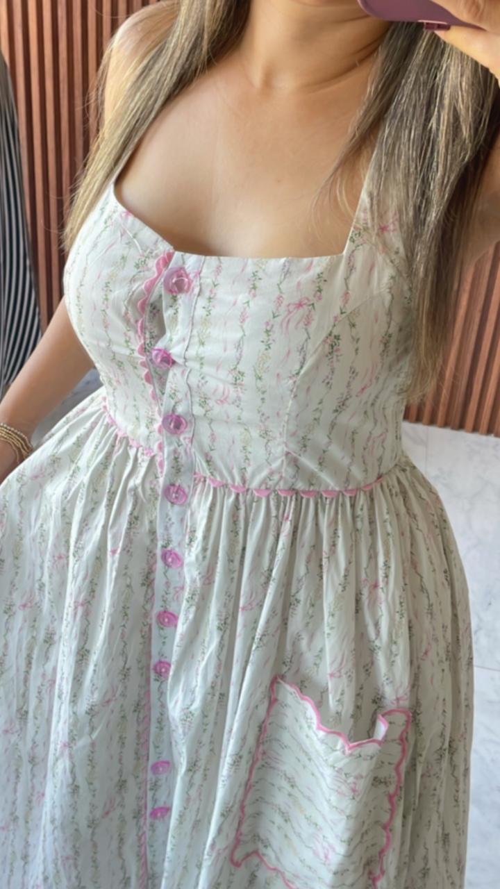 Vestido Maxi Floral Rosa detalle