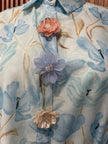 Blusa Floral Azul con Aplicaciones 3D - detalle