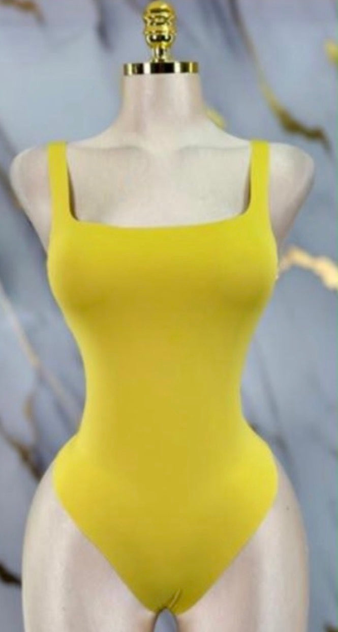 Body tirante ancho amarillo Jash Online