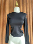 Blusa basica manga larga negra Jash Online