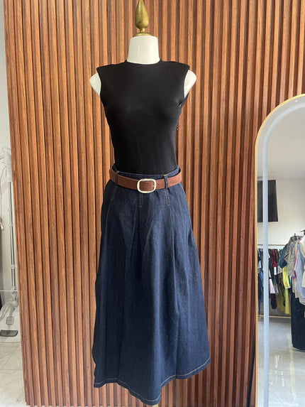 Conjunto Top y Falda Mezclilla con Cinturón Crema