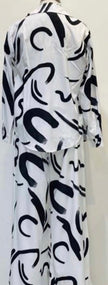 Conjunto Blusón Estampado Abstracto Jash Online - vista trasera