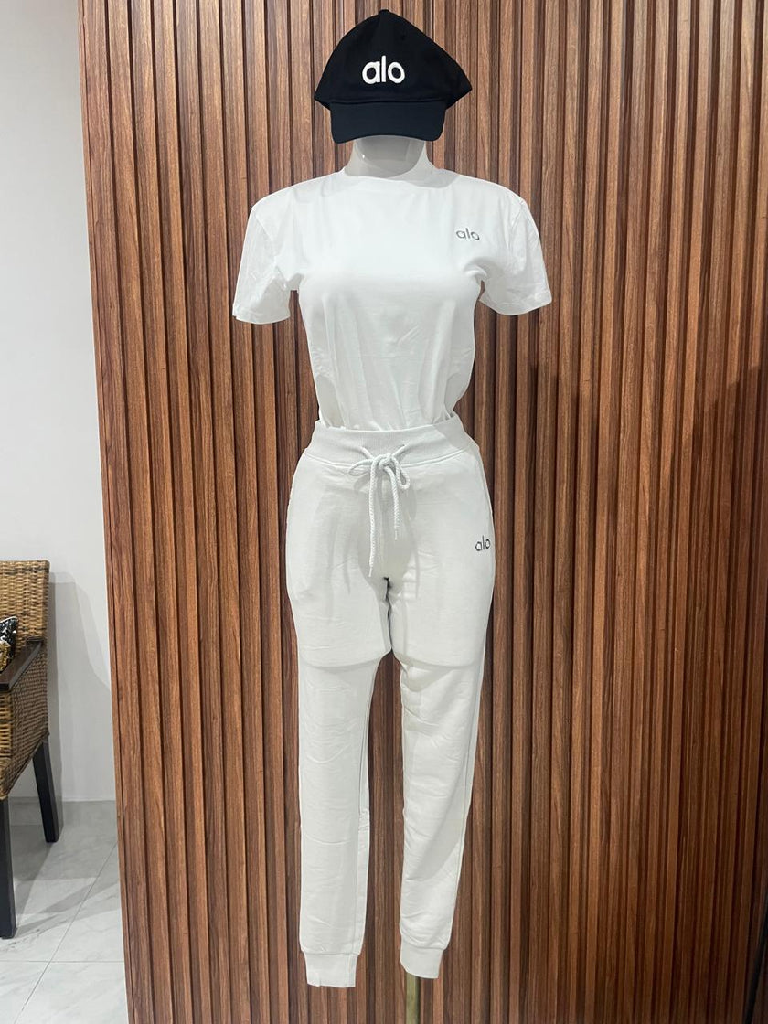 Conjunto Playera y Jogger Alo Blanco