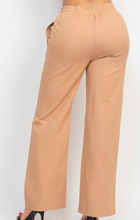 Cargar imagen en el visor de la galería, Pantalones Beige con Cordón
