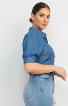 Cargar imagen en el visor de la galería, Blusa azul casual
