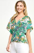 Cargar imagen en el visor de la galería, Blusa Tropical Brisa de Verano
